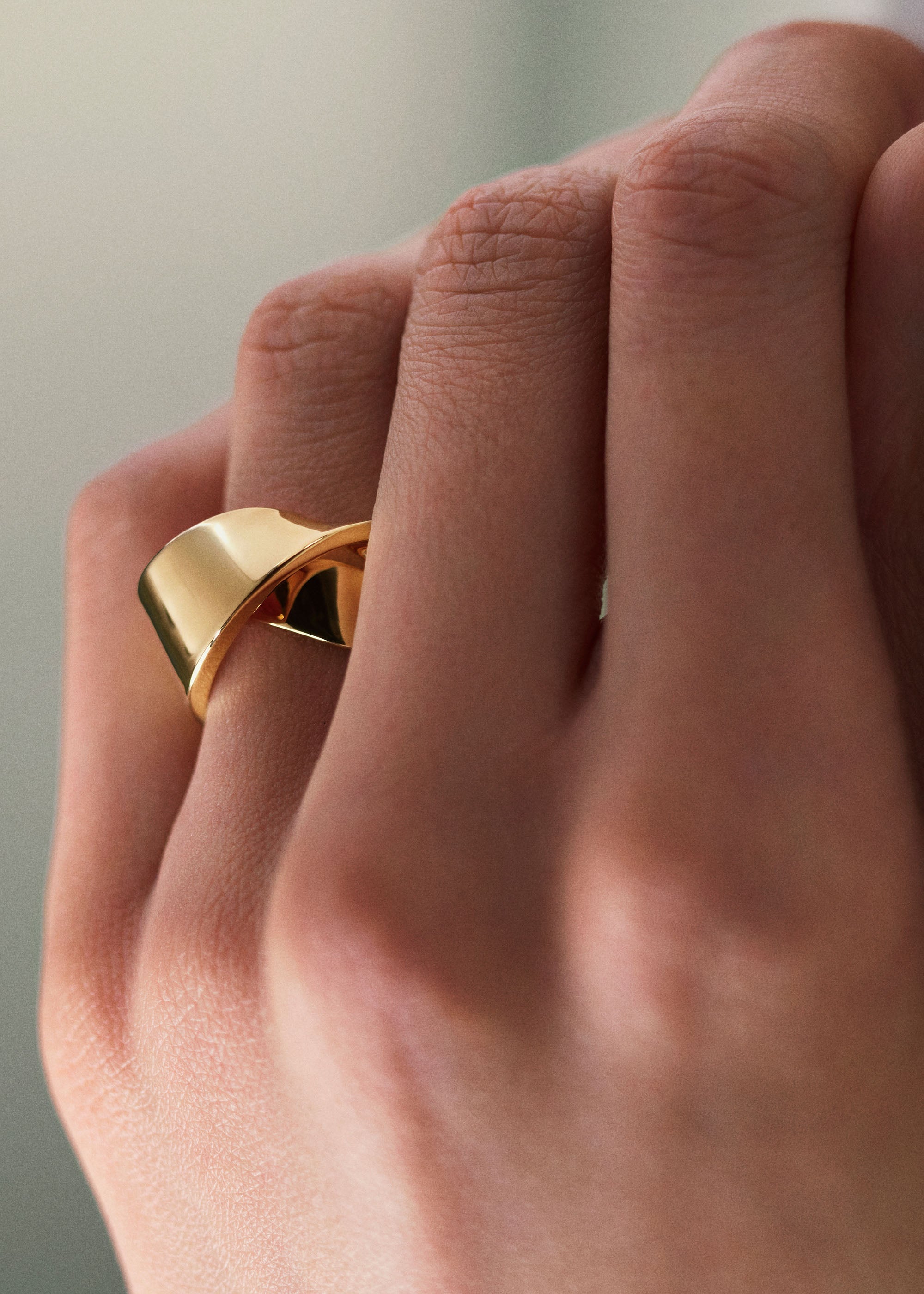 Éole Curled Ring - Gold in 24-carat gold gilding