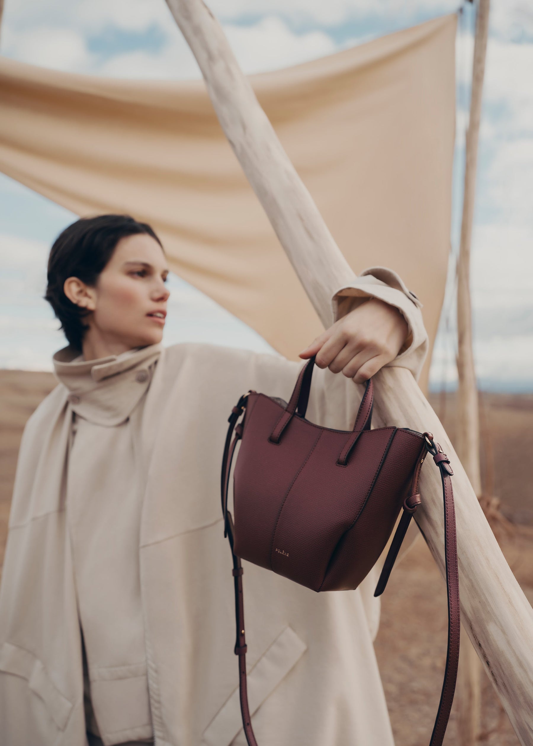 Cyme Tote Nano - Textured Black Cherry